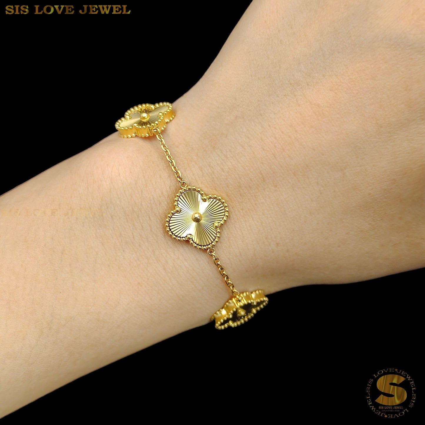 Classic Laser Clover Bracelet B160