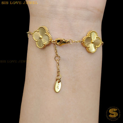 Classic Laser Clover Bracelet B160