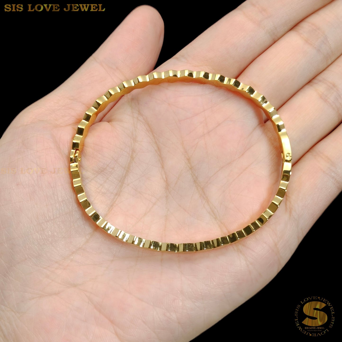 Honeycomb Minimalist Oval Bangle H027