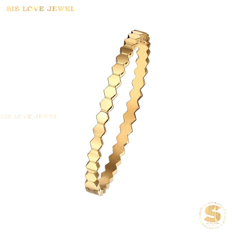 Minimalist Fashion Bangle H027 Gold