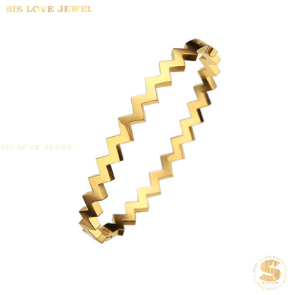 Pure Love Gold Plated Bangle H115