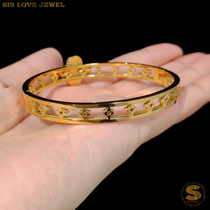 Black Clover Hollow Oval Bangle H144