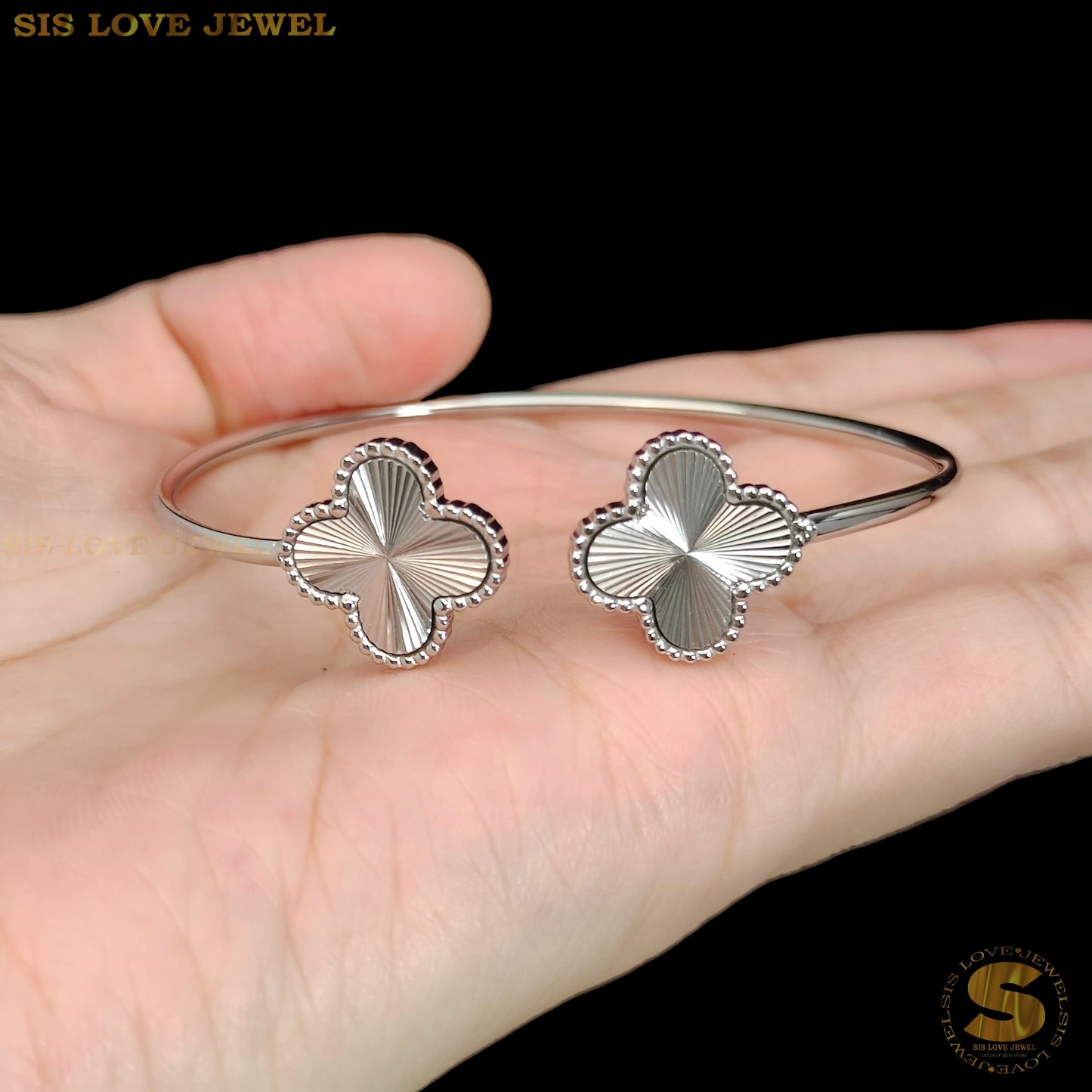 Silver Color Double Clover Oval Bangle H151