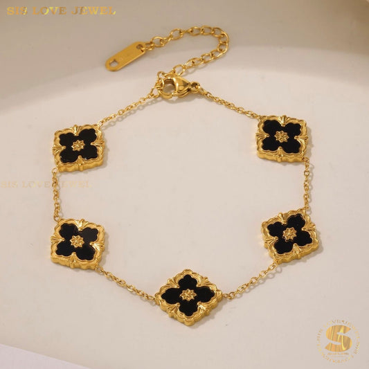 Clover Charm Bracelet B208