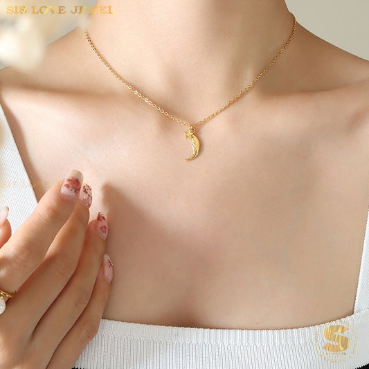 Moon & Star Necklace N024