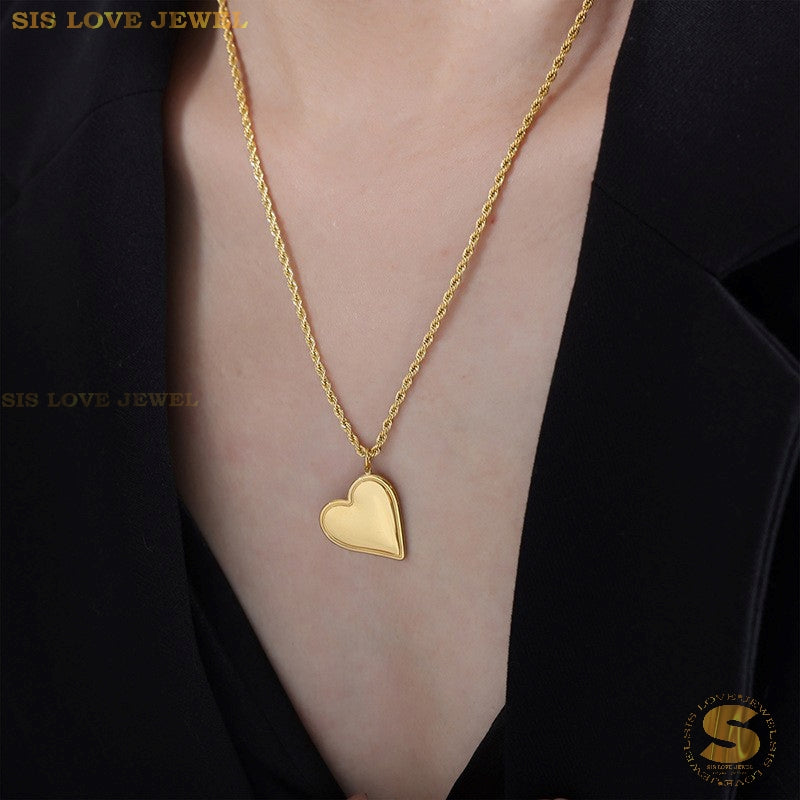 Trendy Twisted Chain Love Pendant Necklace N102