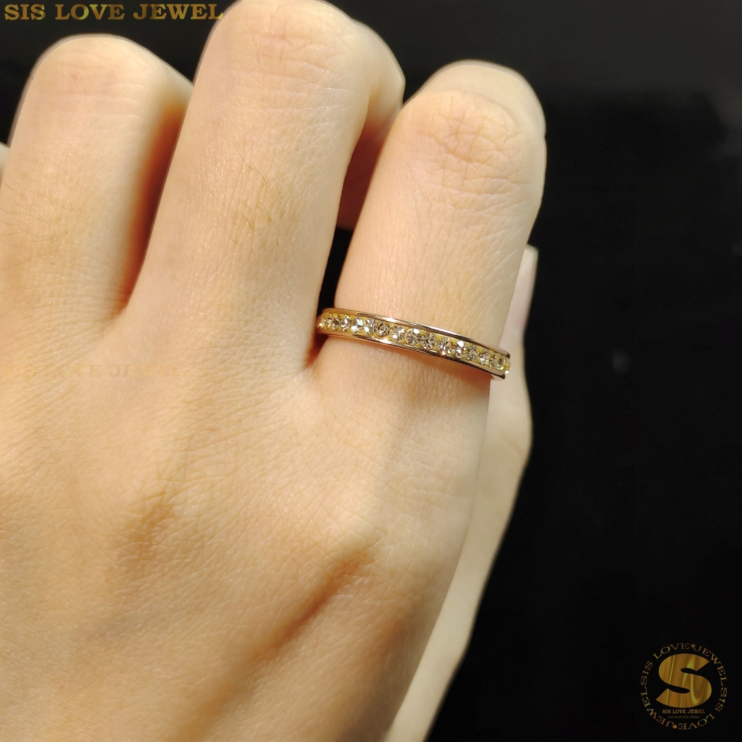 Sparkling Serenity Collar Zirconia Ring Rose Gold Colo R069