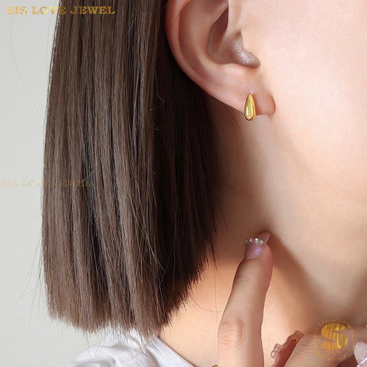Elegant Teardrop Stud Earrings S019