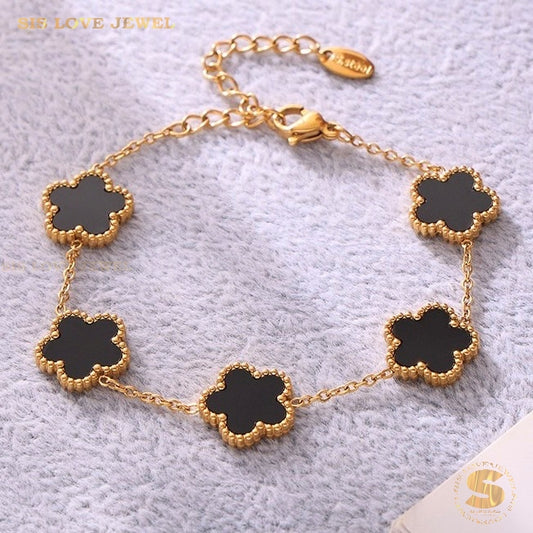 Flower Charm Bracelet B197