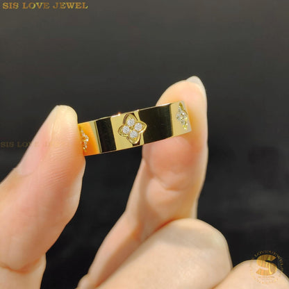 Lucky Clover Zirconia Ring R067