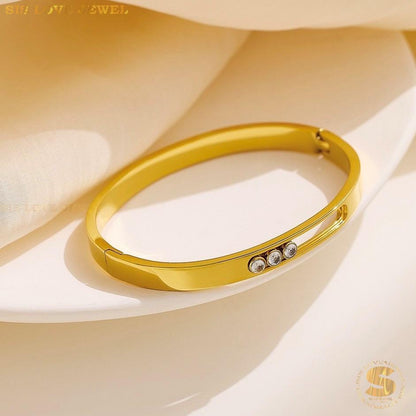 The Trio of Dreams Bangle H111 Gold
