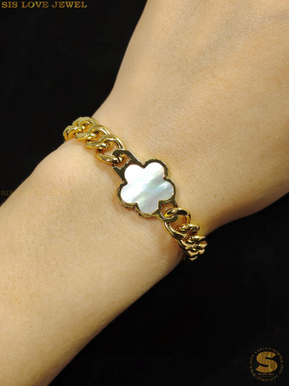 White Shell Flower Bracelet B134