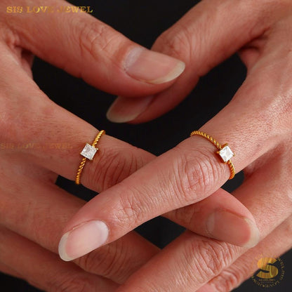 Diamond Zirconia Ring R124
