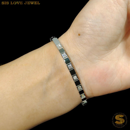Silver Bee Zirconia Bangle H033 Silver