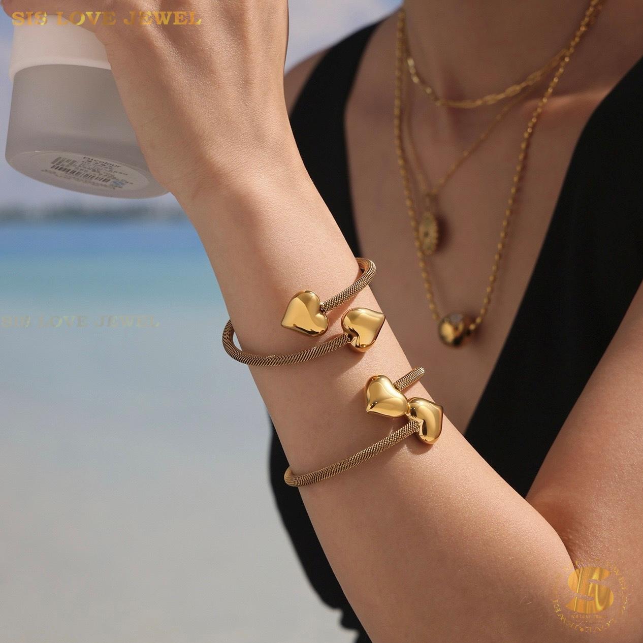 Love Adjustable Bracelet H175