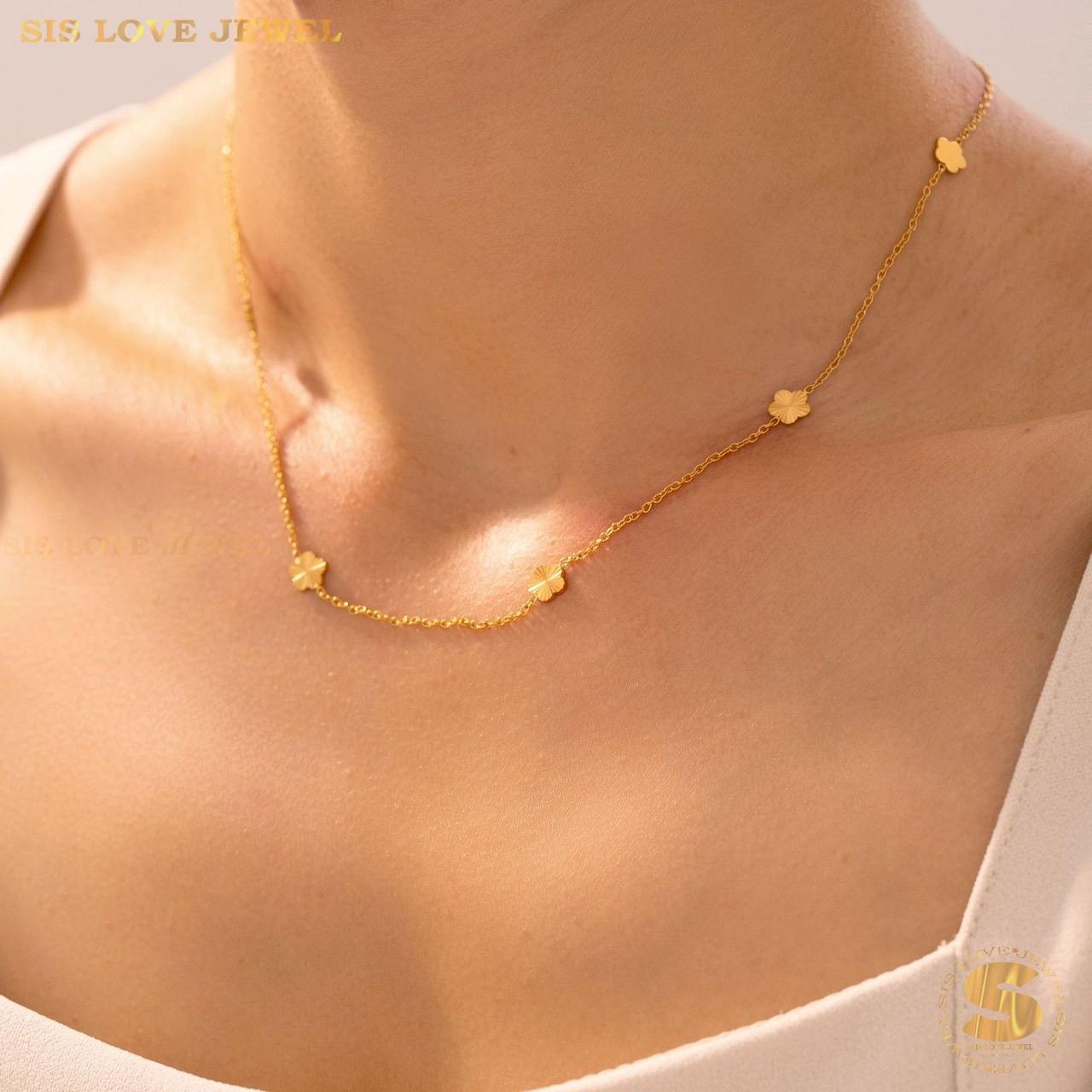 Gilded Harmony Flower Necklace N141