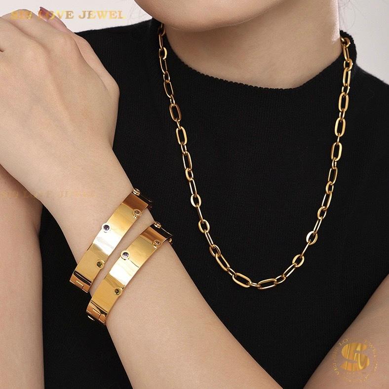 Sleek 18K Gold Layered Chain Necklace N144