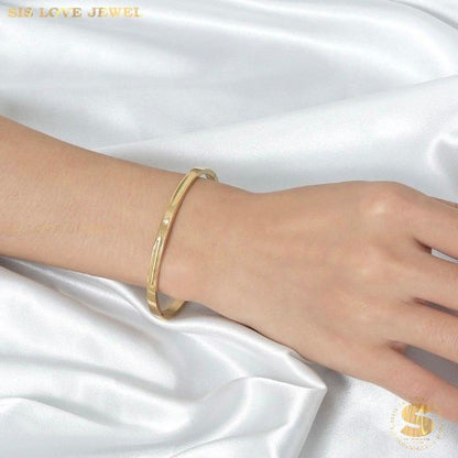 Minimalist Zirconia Bangle H071