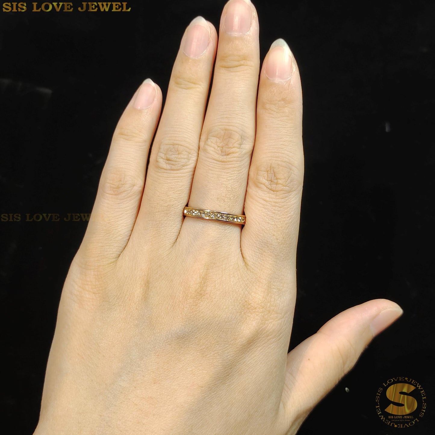 Sparkling Serenity Collar Zirconia Ring R069