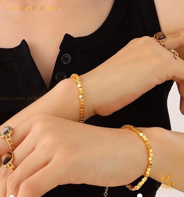 Cube Charm Bracelet B062