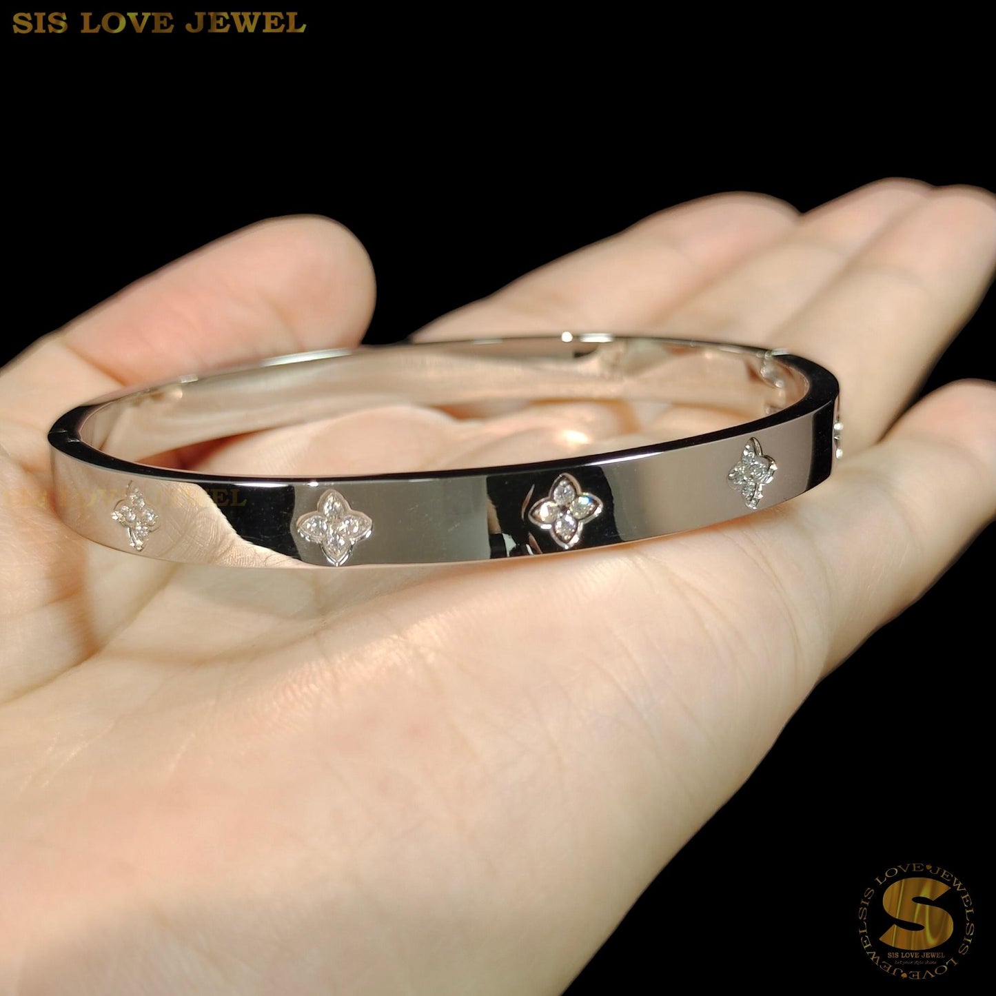 Silver Color Clover Zirconia Full Diamond Bangle H032