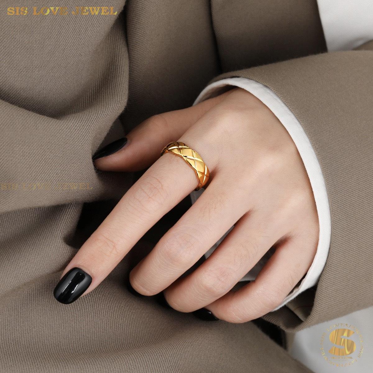 Knot of Love Ring R037