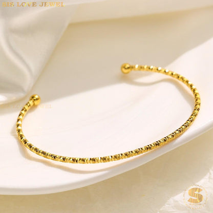Delicate Touch Gold Bangle H107