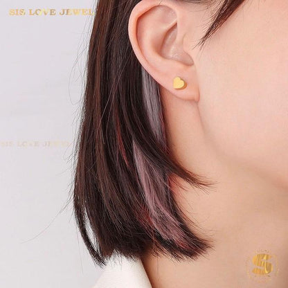 Dainty Love Heart Studs S037