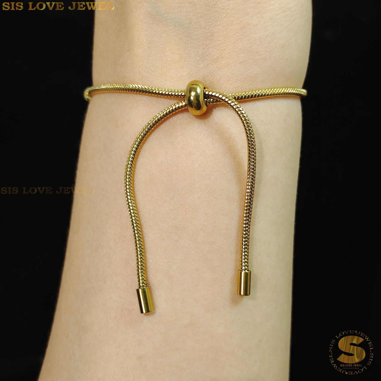 Leaf Charm Adjustable Bracelet B144