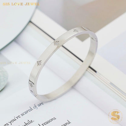 Star Zirconia Silver Bangle H047 Silver