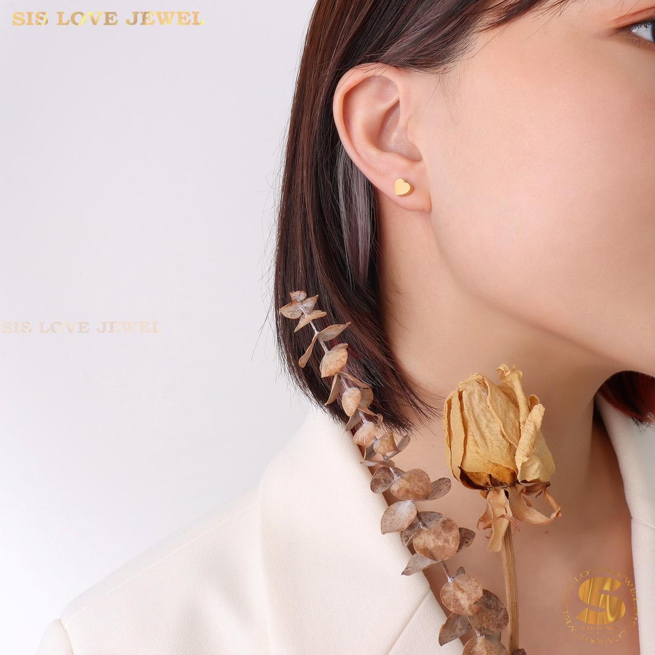 Dainty Love Heart Studs Earrings S037