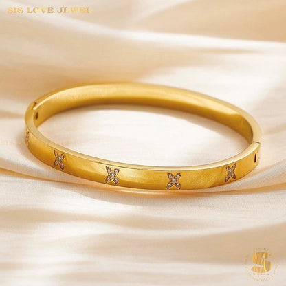 Intertwined Souls Bangle H105