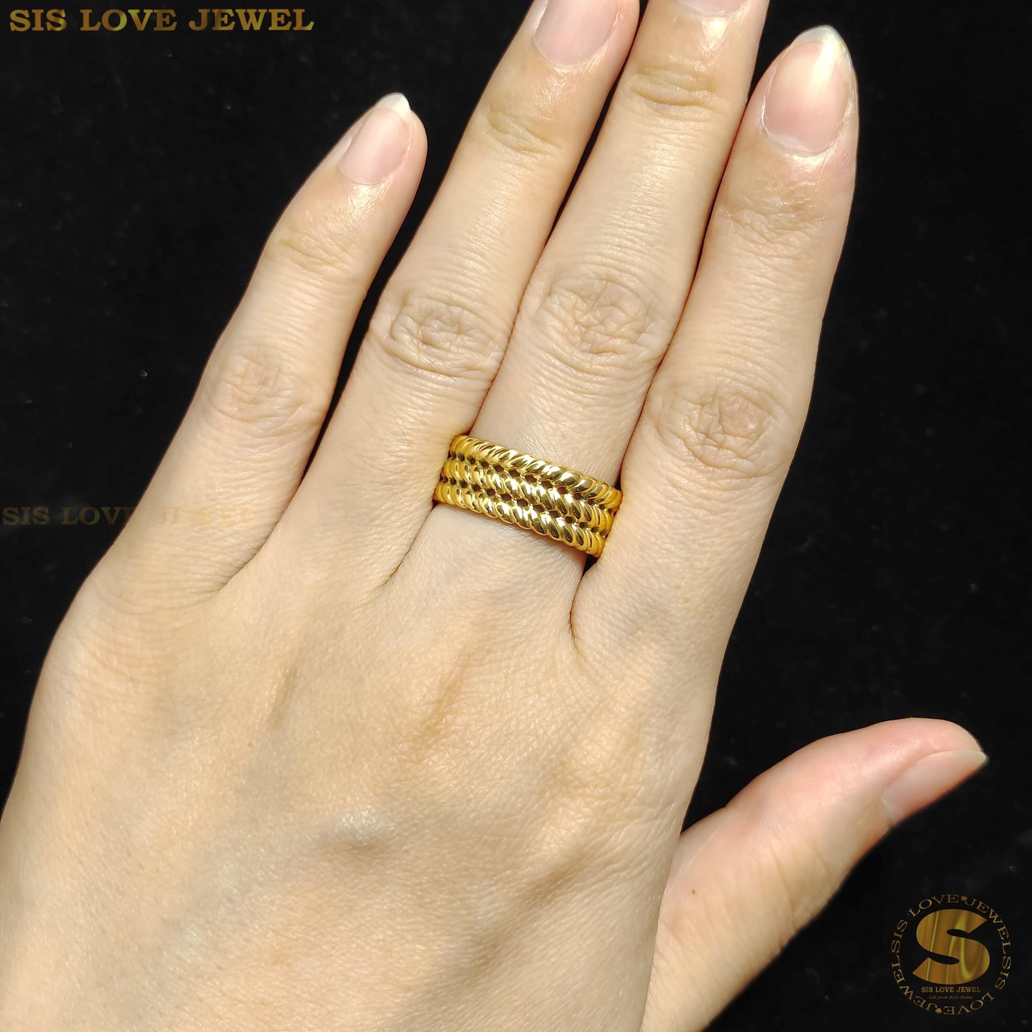 Radiant Touch Ring R055