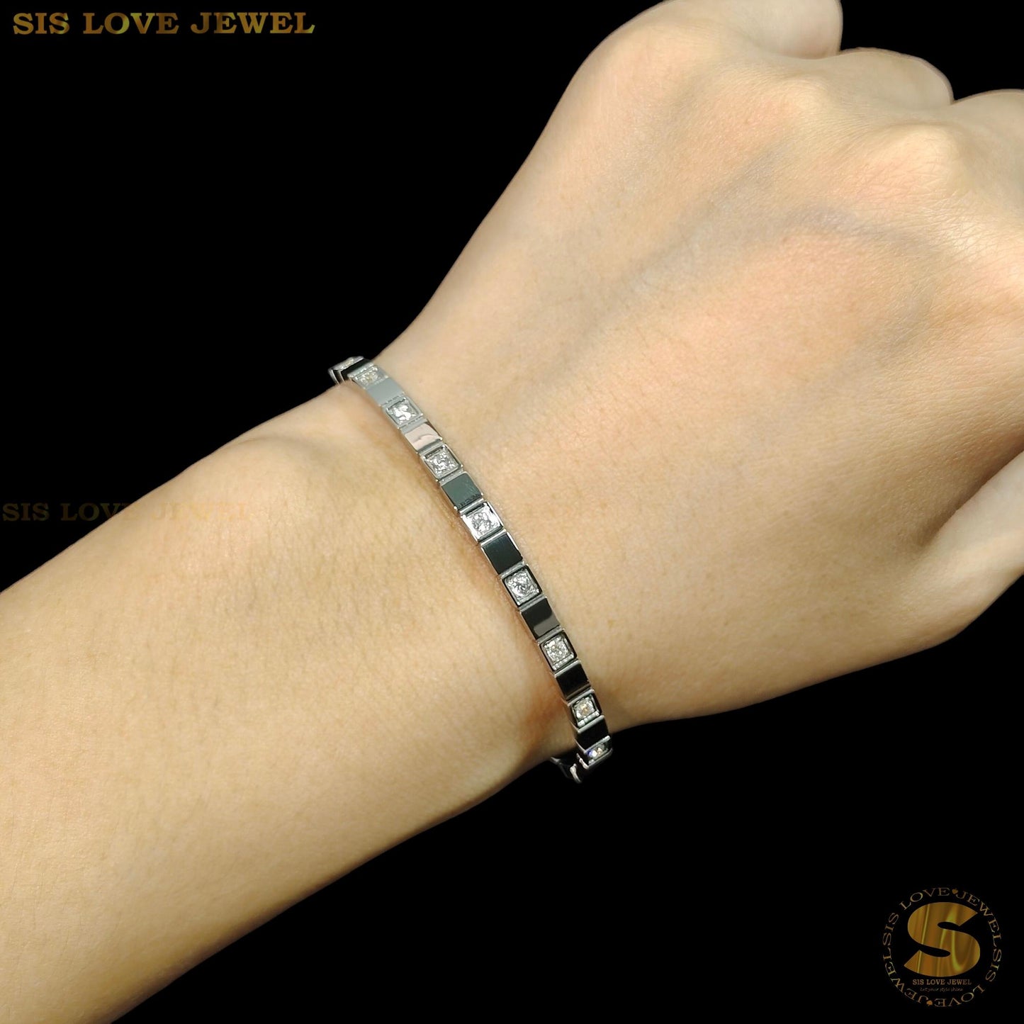 Silver Color Cubic Zirconia Full Diamond Bangle H033