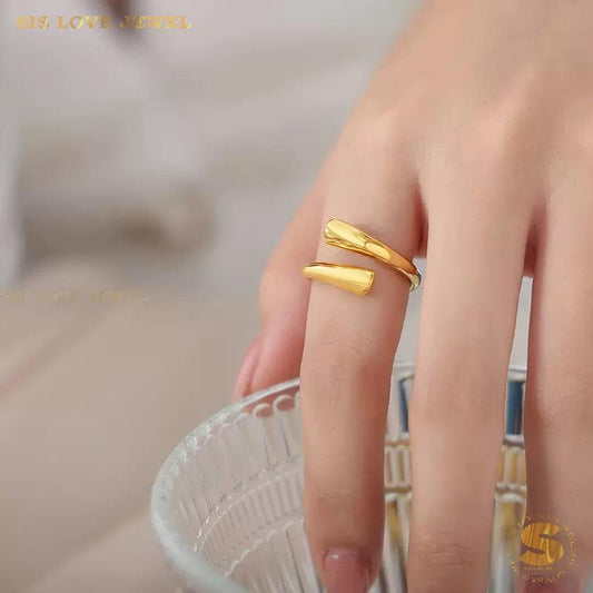Minimalist 18K Gold Wrap Ring R139