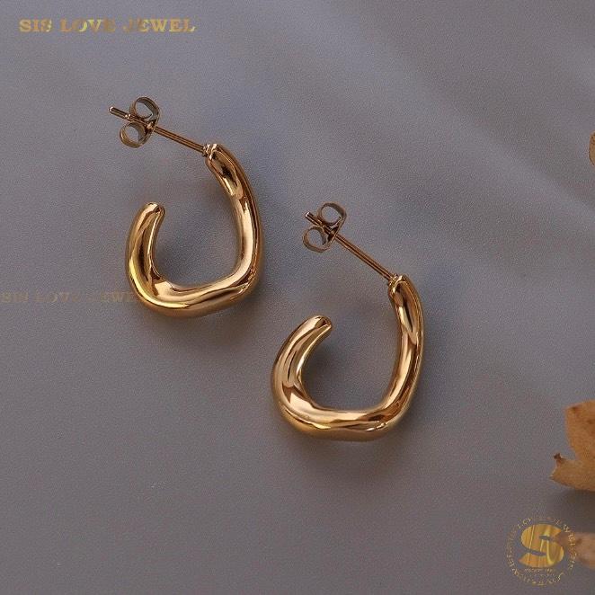 Chic 18K Gold C-Hoop Earrings S055