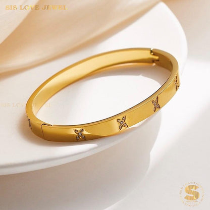 Intertwined Souls Bangle H105
