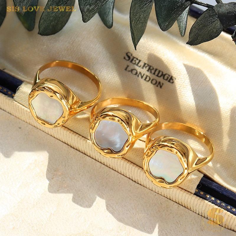 Elegant Shell Ring R022
