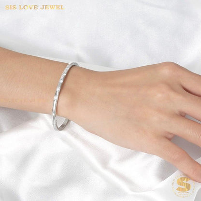 Silver Half Row Zirconia Oval Bangle H023 Silver