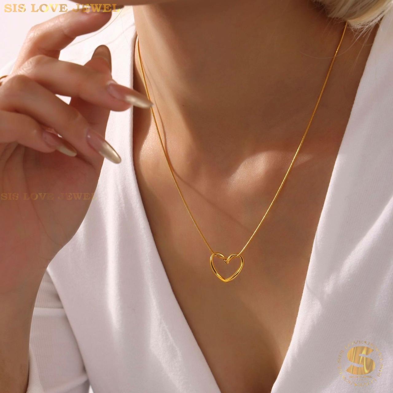 Heartfelt Elegance Necklace N147