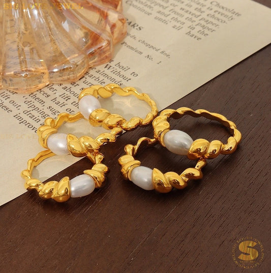 Freshwater Pearl Ring R081