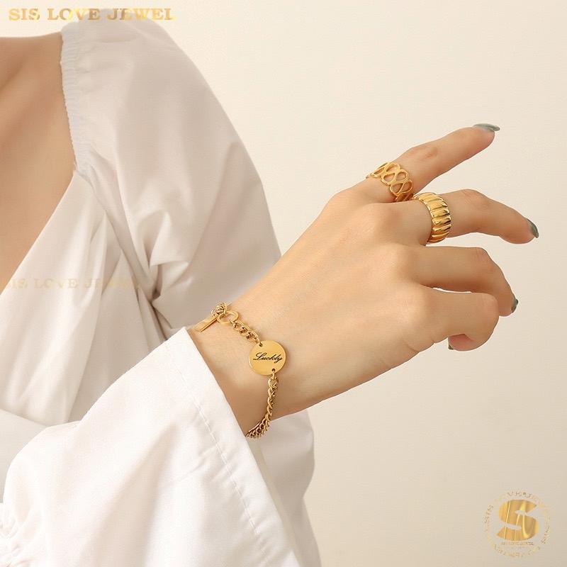 Lucky Round Card Bracelet B015