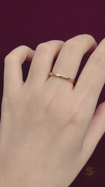 Simple Blink Blink Thin Ring R098