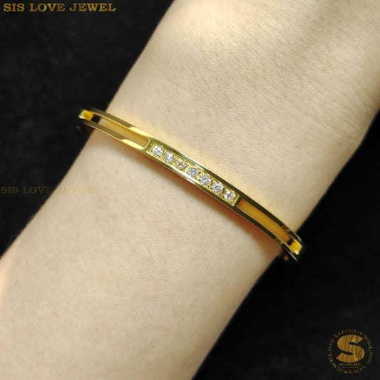 Zirconia Oval Bangle H052