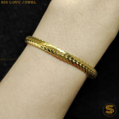 Adjustable Bangle H055