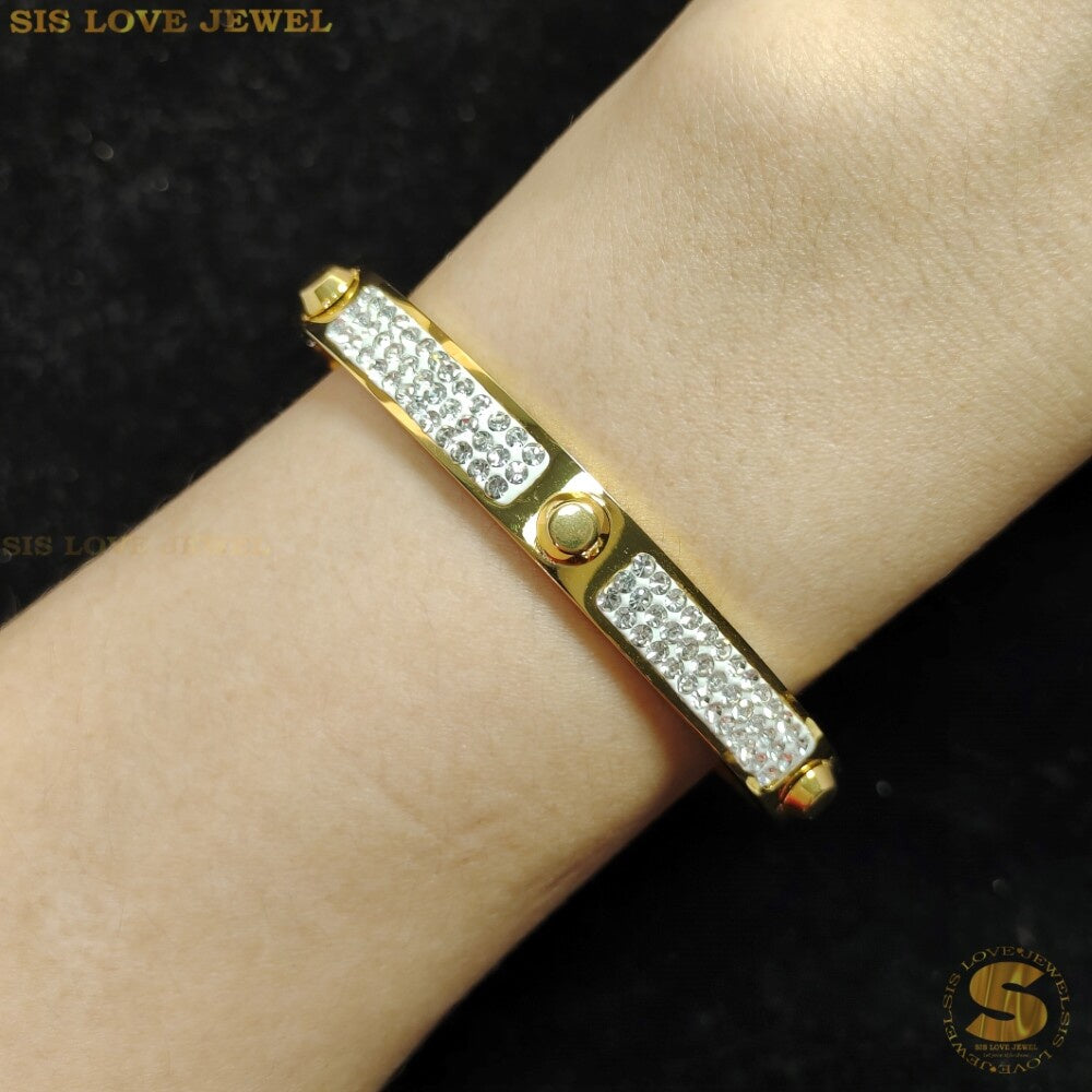 Half Row Diamond Oval Bangle H075