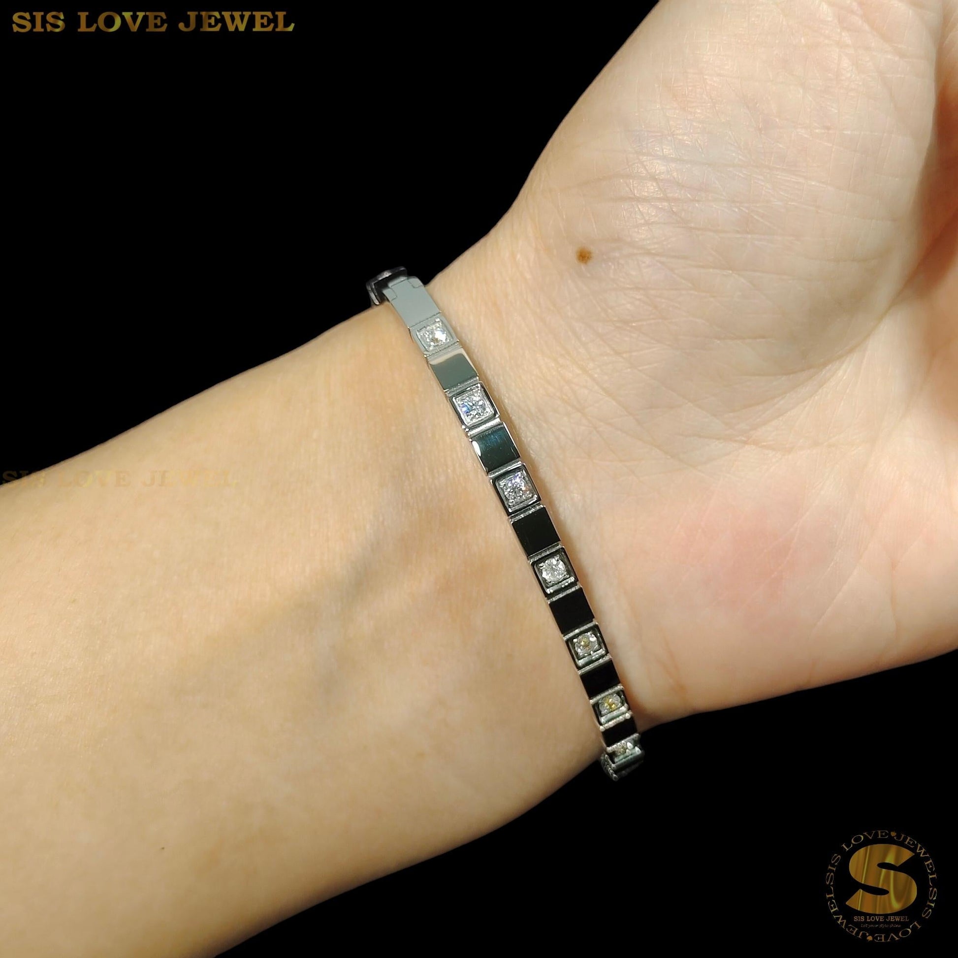 Silver Bee Zirconia Bangle H033 Silver